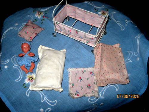 Antikes metal puppenbett - metal, mit