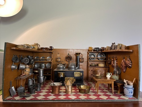 Alte puppenküche mit - , bing