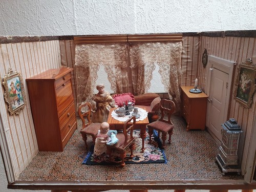 Antike puppenstube von - antike,