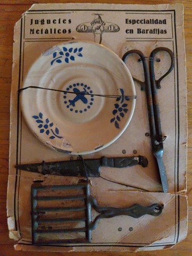 Antike puppenküche miniatur - puppenküche,