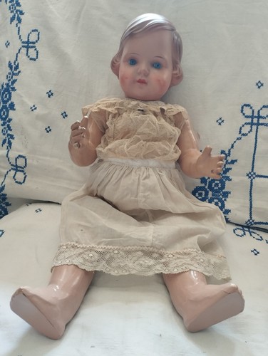 Alte puppe kleine - ,