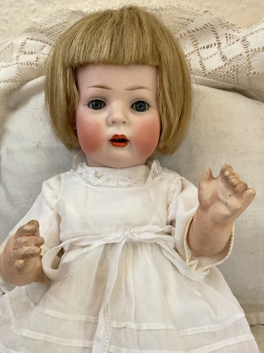 Antike porzellnkopfpuppe 1070 - porzellnkopfpuppe,