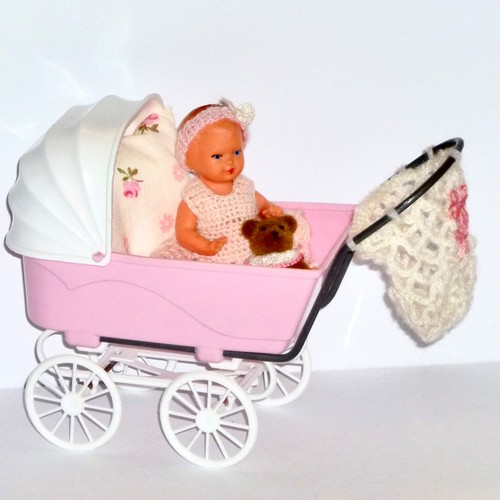 Alt puppenwagen mit - , *