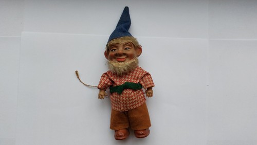 Zwerg puppe 5cm hoch aus - ,